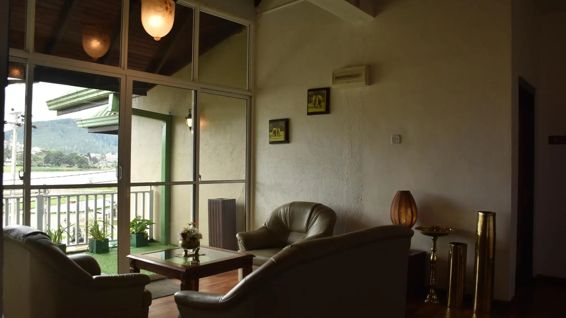 *** Hotel Gregory'S Bungalow Nuwara Eliya Sri Lanka